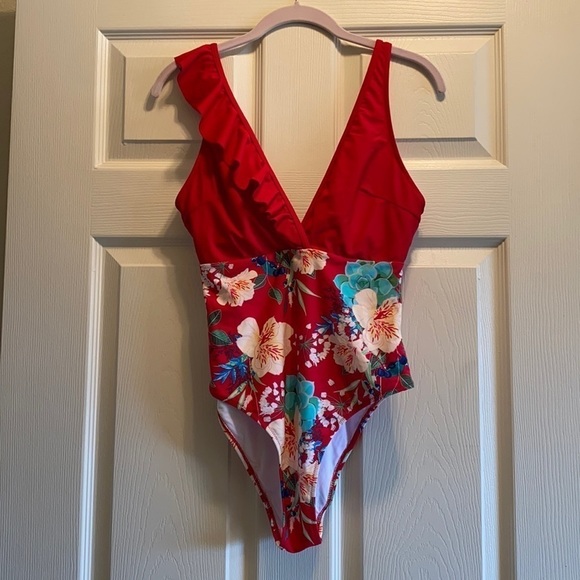 Cupshe Floral Swimsuit - Picture 1 of 3